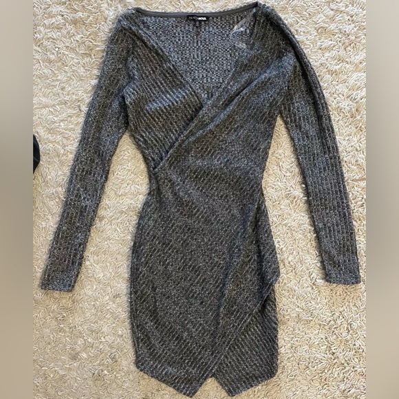 FASHION NOVA gray fuzzy ribbed long sleeve sursplice knee length dress XS - Picture 1 of 4
